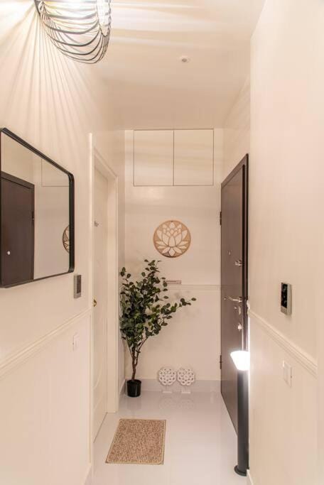 Central Kifissia BLέ Malomar Homing Apartment in Decentralized Administration of Attica