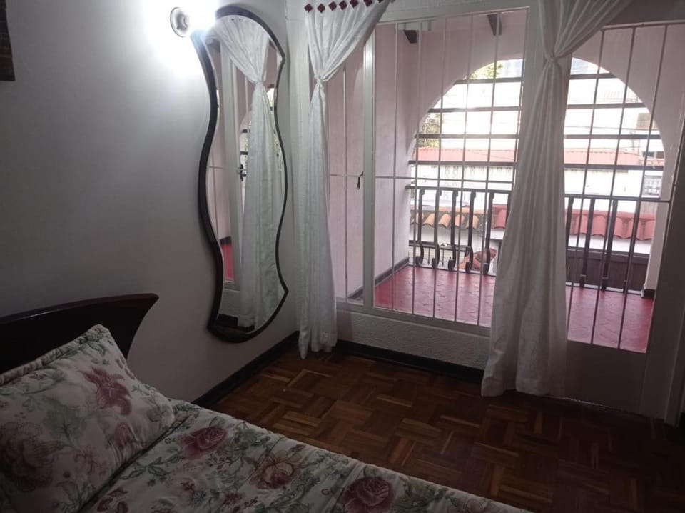 Hotel chimenea calle 100 Bed and Breakfast in Bogota