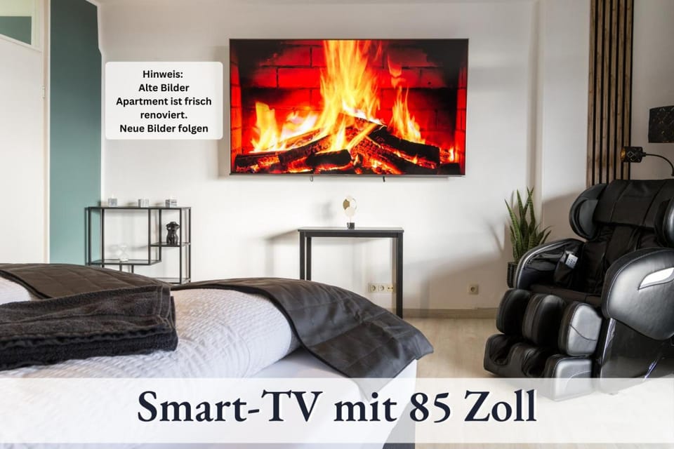 TV and multimedia, Living room, Evening entertainment