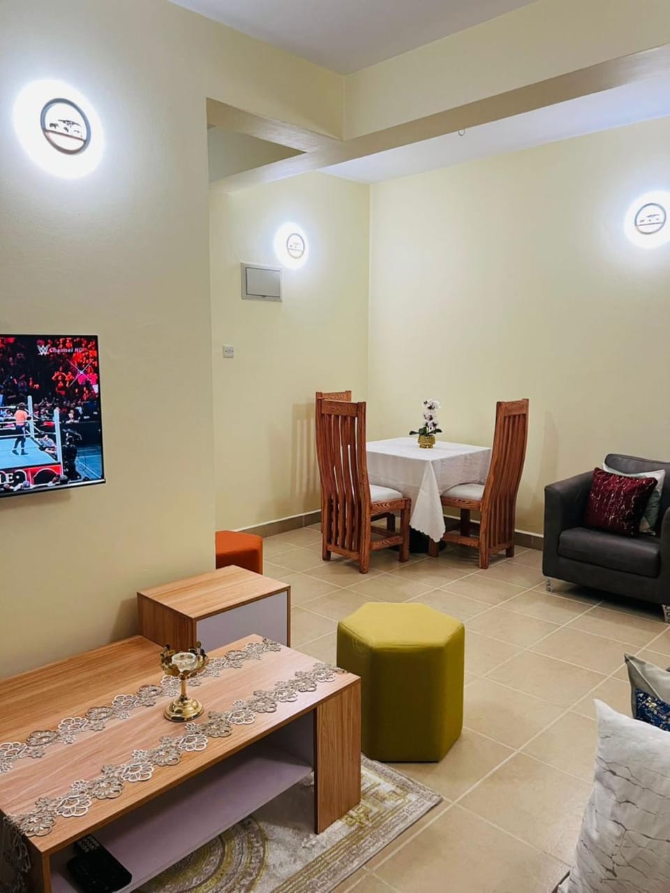 Living room, Dining area