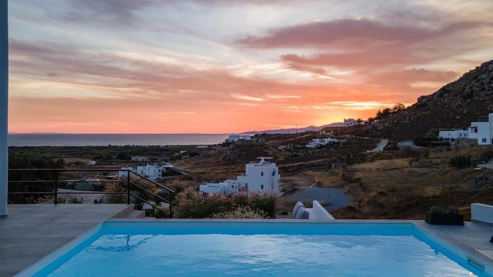 Nearby landmark, Natural landscape, Pool view, Sea view, Sunset