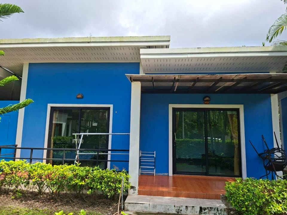 Little Blue House- AoNang House in Krabi Changwat