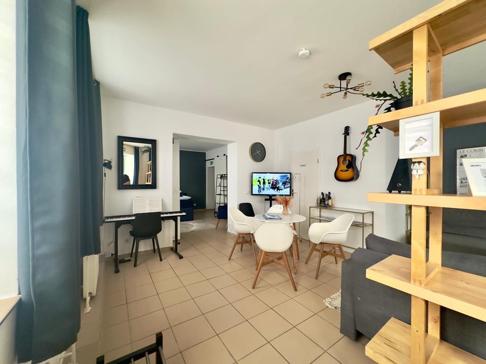 TV and multimedia, Living room
