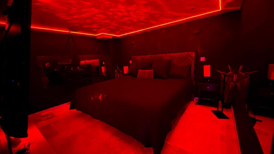 Bed, Photo of the whole room