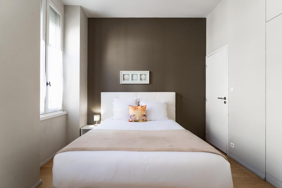 Appartement T3 de Prestige proche du Jardin Public de Bordeaux Apartment in Bordeaux