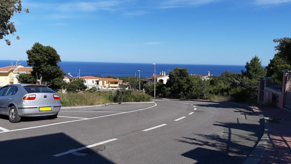 Neighbourhood, Natural landscape, Sea view, Street view, Parking