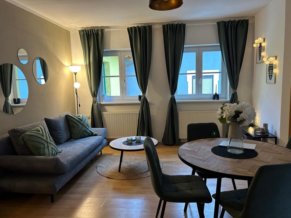 Living room, Seating area, Dining area