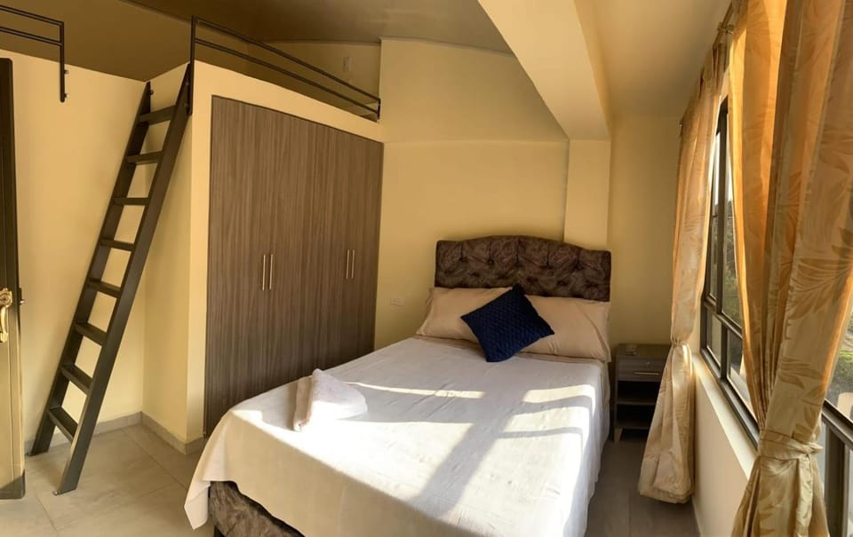 Bed, Photo of the whole room
