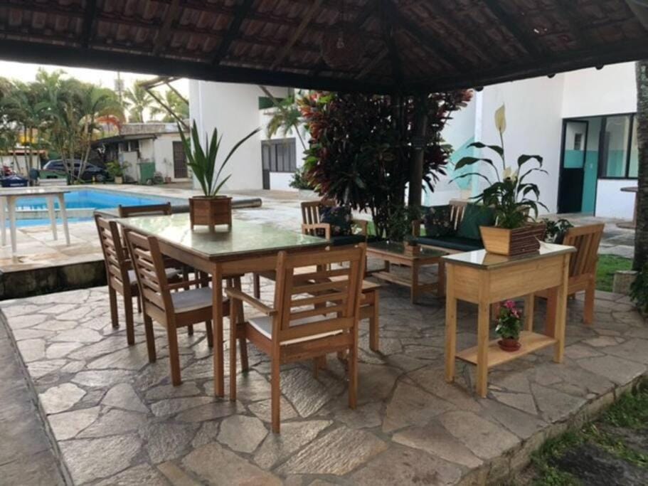 Itapuã! Pertinho da praia, bares e restaurantes! Apartment in Salvador
