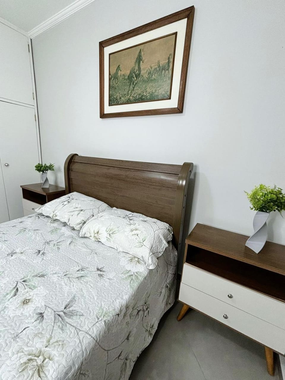 Apartamento quadra da PRAIA (100m) Pitangueiras Apartment in State of São Paulo