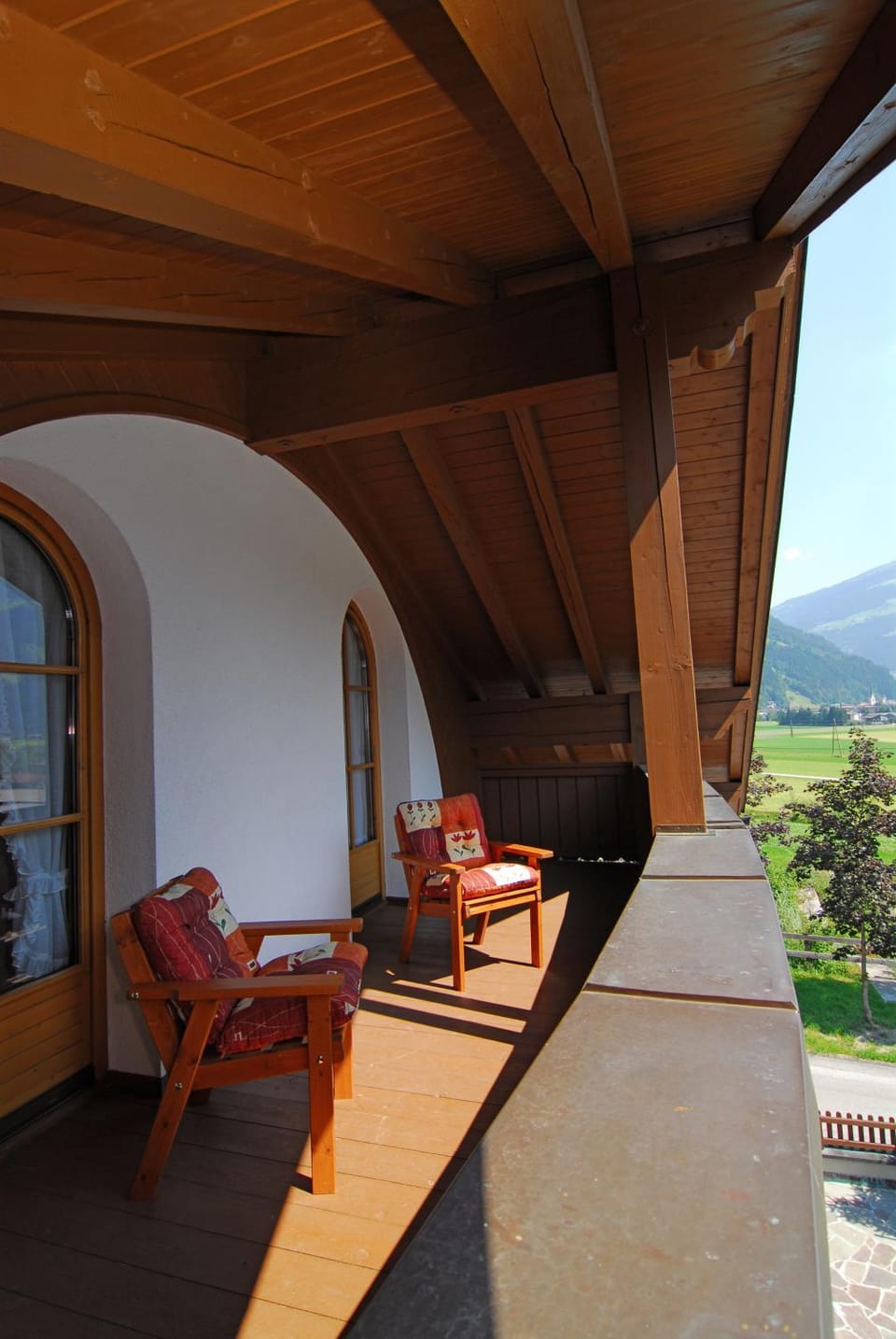 Balcony/Terrace, Mountain view