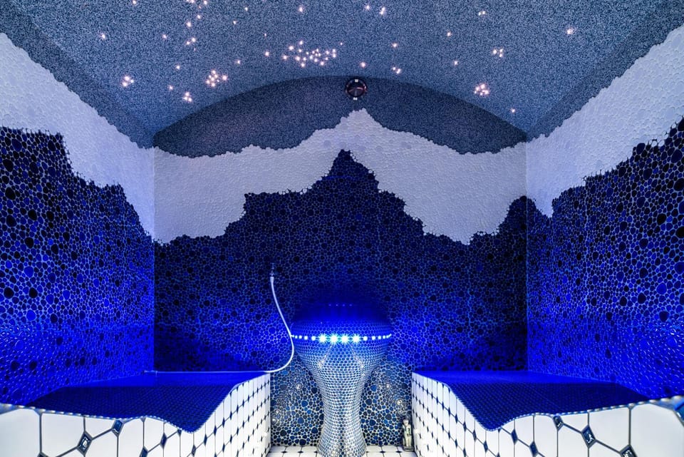 Hot Tub, Sauna, Steam room, Evening entertainment