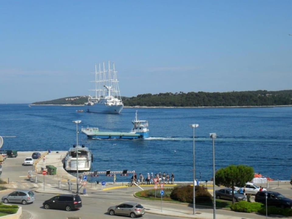 Day, Neighbourhood, Activities, View (from property/room), City view, Garden view, Sea view, Street view