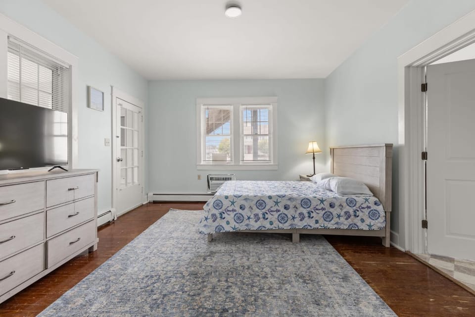 6 10th Bottom Apartment Apartment in Ocean City