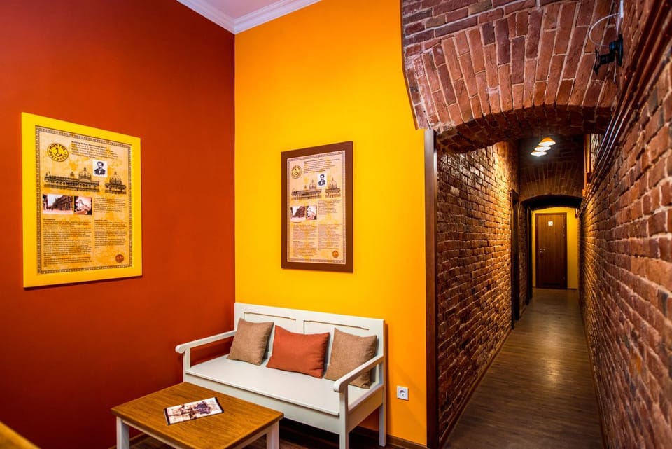 Communal lounge/ TV room, Decorative detail, Seating area, Area and facilities