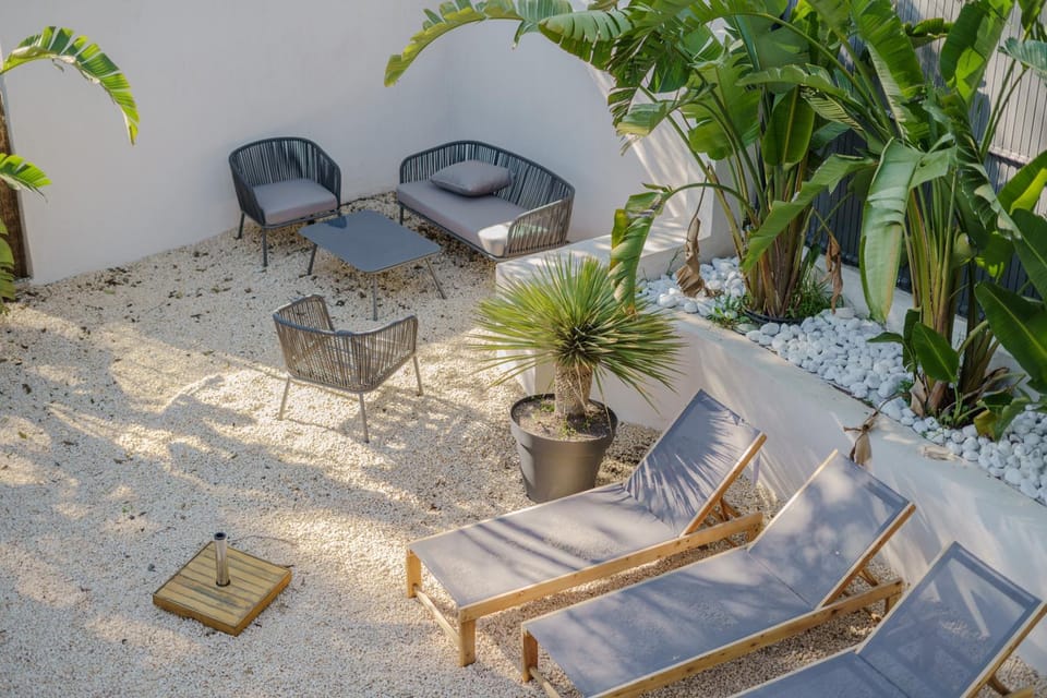 Garden, Garden view