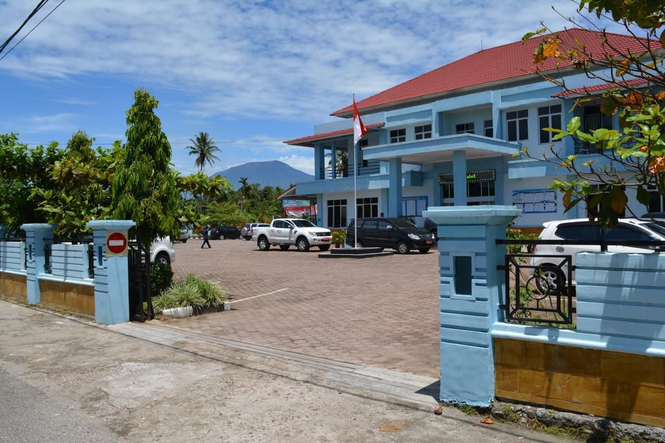 Nearby landmark