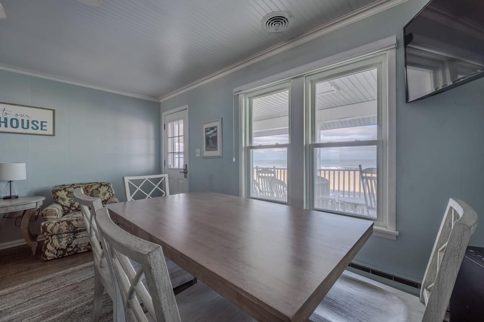 Boardwalk NC 1009-5 Apartment in Ocean City