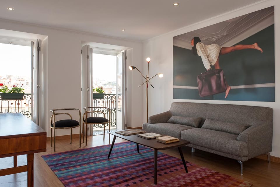 Day, Living room