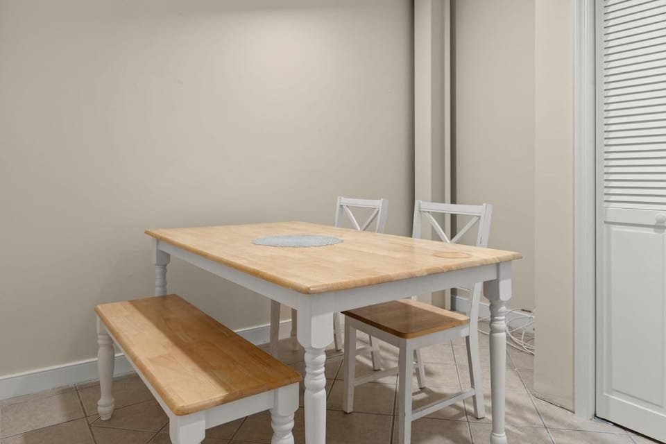 Oceanfront Villa 1 - Boardwalk Oceanfront Apartment in Ocean City
