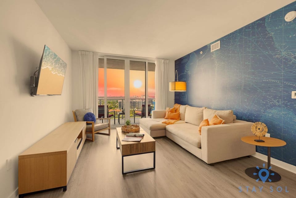 Condo Retreat with Stunning Views and Amazing Pools Apartment in Hallandale Beach