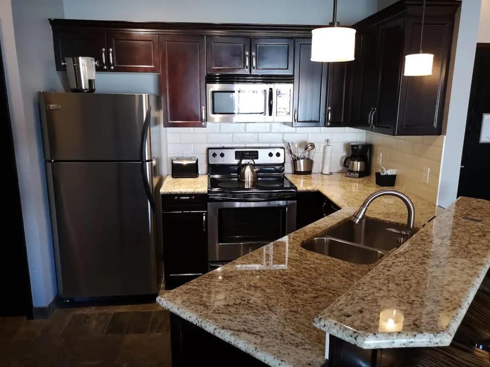 Sweet Condo Canmore GR：） Apartment in Canmore