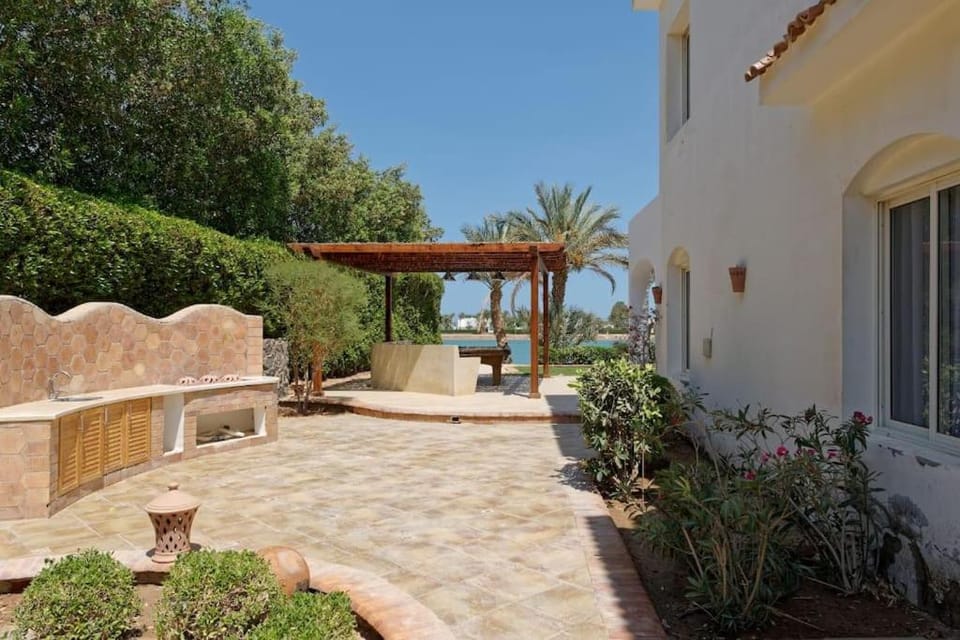 White Villa with open lagoon view Villa in Hurghada