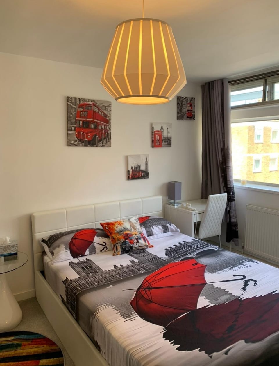 Spacious 1Double Bedroom Apartment next to Hyde Park Apartment in City of Westminster