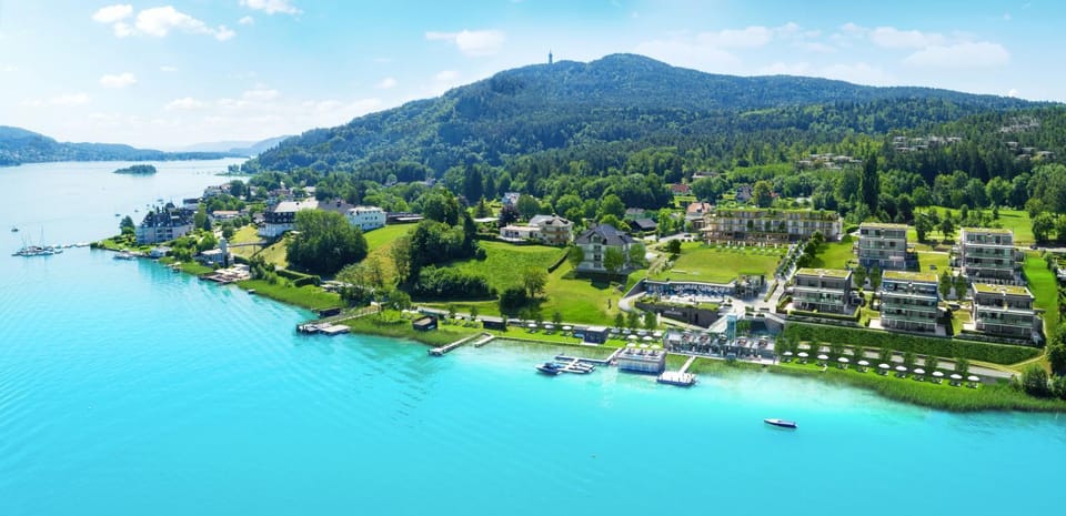 Property building, Nearby landmark, Day, Natural landscape, Bird's eye view, Beach, Lake view, Mountain view