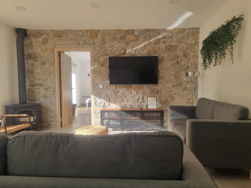 TV and multimedia, Living room, flat iron