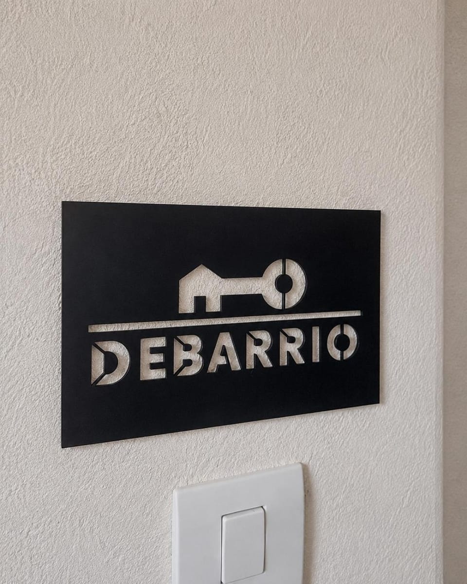 Property logo or sign, Logo/Certificate/Sign, Street view