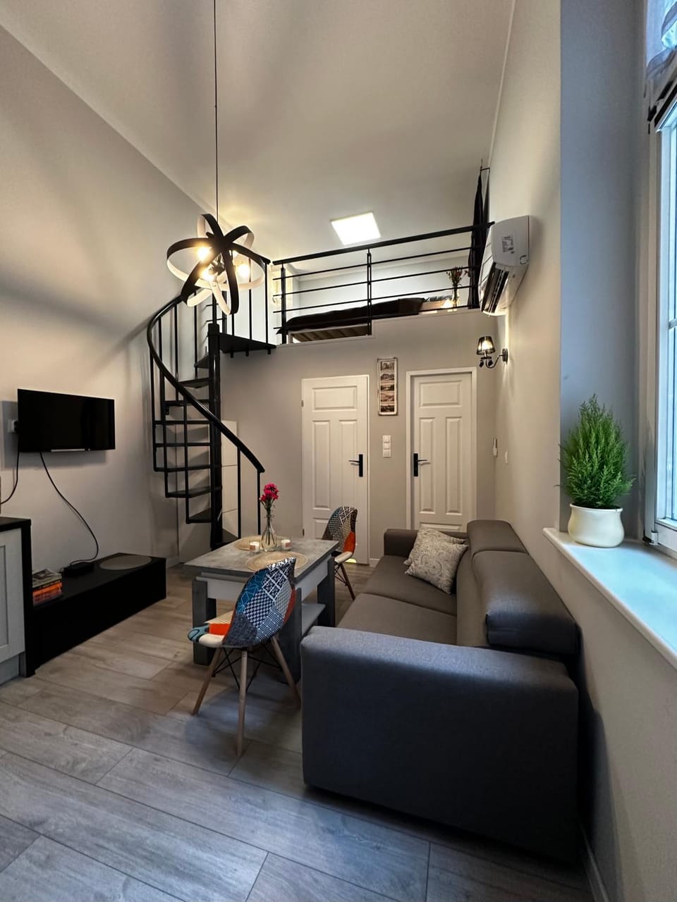 TV and multimedia, Living room, Seating area