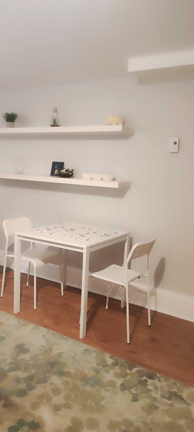 Quaint Suite #1 in Historic Area Apartment in Dartmouth