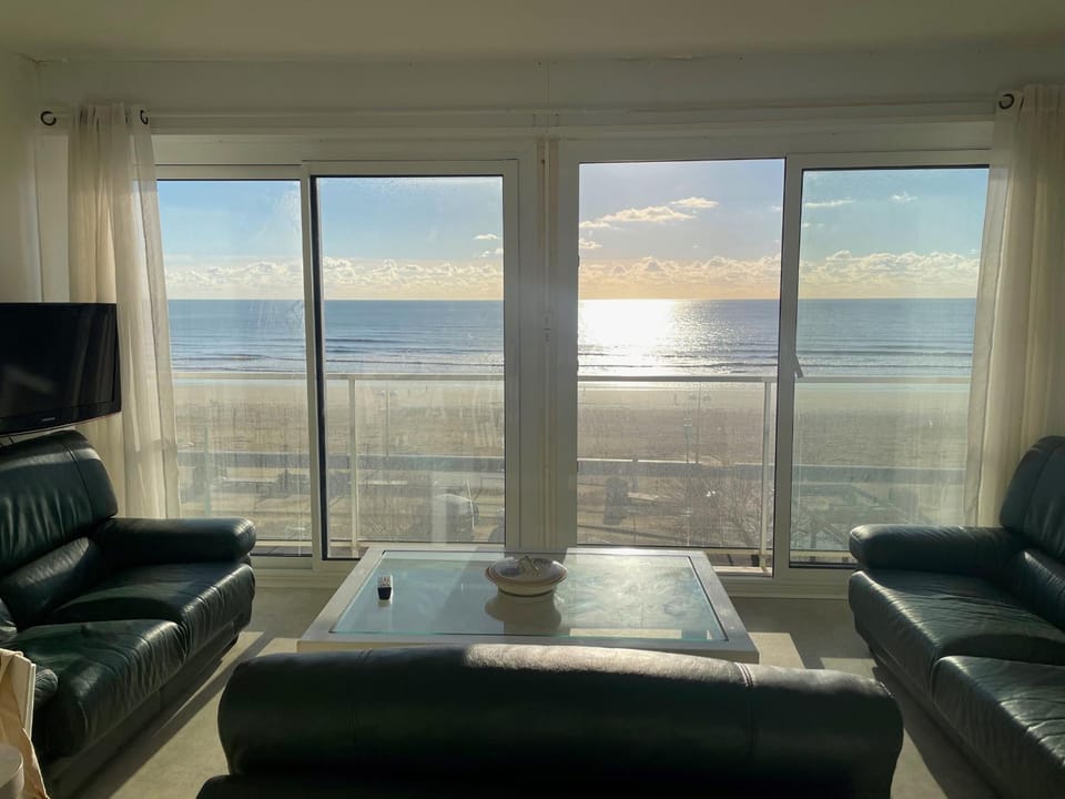 Magnifique vue mer, apt 2 chambres pour 5 pers, proche avenue de la Mer - FR-1-323-311 Apartment in Saint-Jean-de-Monts