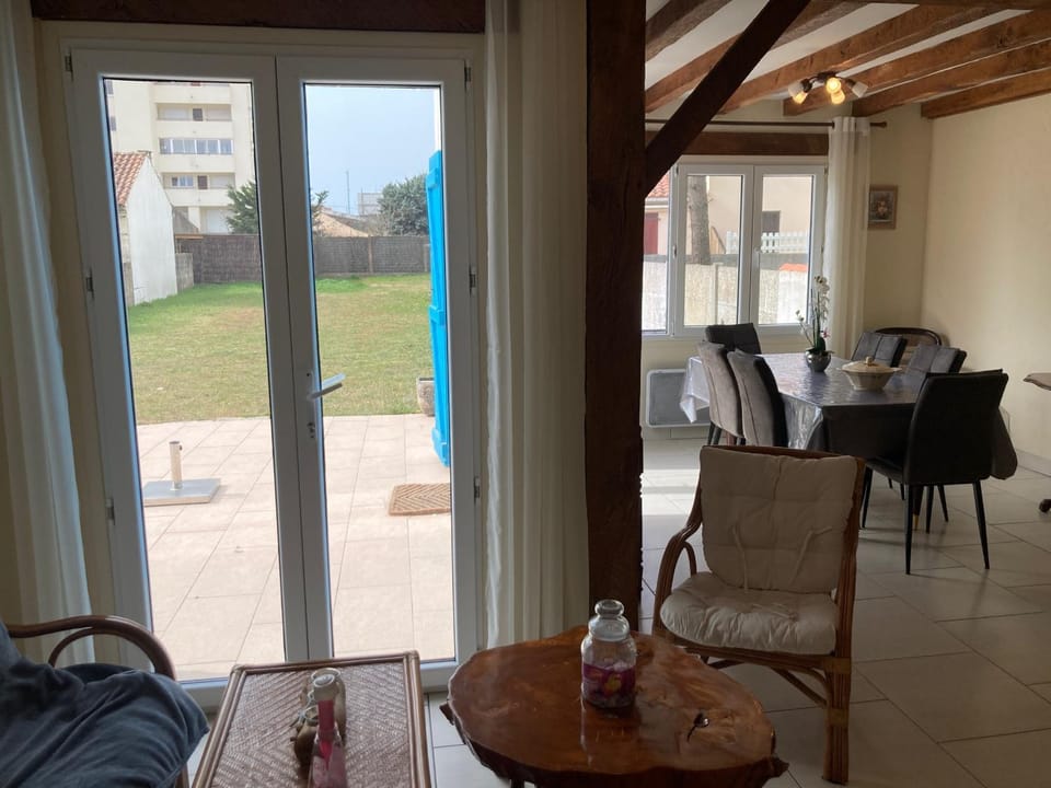 Maison près plage avec jardin, 2 chambres pour vacances paisibles - FR-1-323-500 House in Saint-Jean-de-Monts