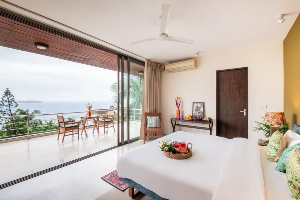 Property building, Balcony/Terrace