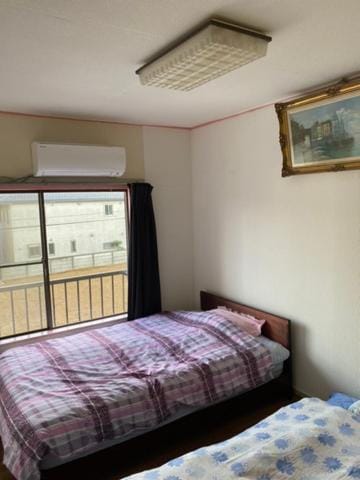 Mason1, Direct to Narita,Haneda AirPort, Disney,Asakusa,Skytree Tower,Tokyo,Ginza All Direct, D Bed and Breakfast in Chiba Prefecture
