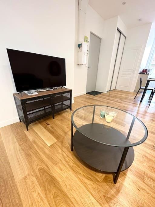 Magnifique T2 35m2 Prox Gare Apartment in Villeurbanne
