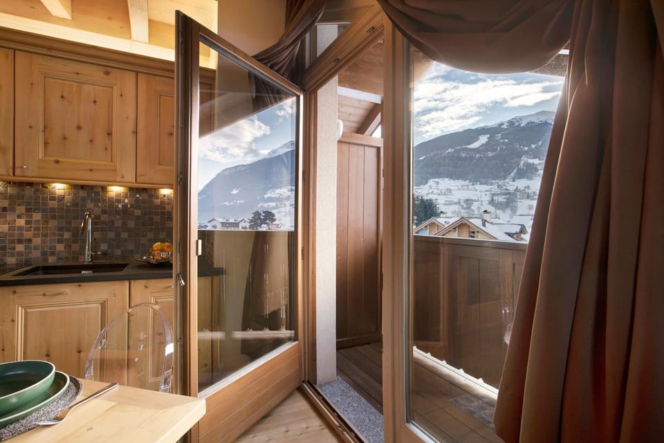 Natural landscape, Kitchen or kitchenette, Mountain view