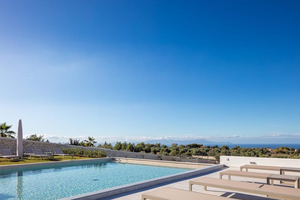 Natural landscape, Pool view, Sea view, Swimming pool, sunbed