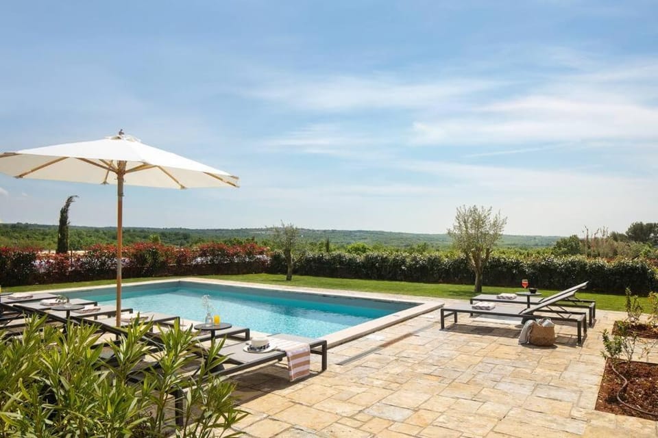 Rustic Villa Cardamine with a pool in Istria Villa in Istria County