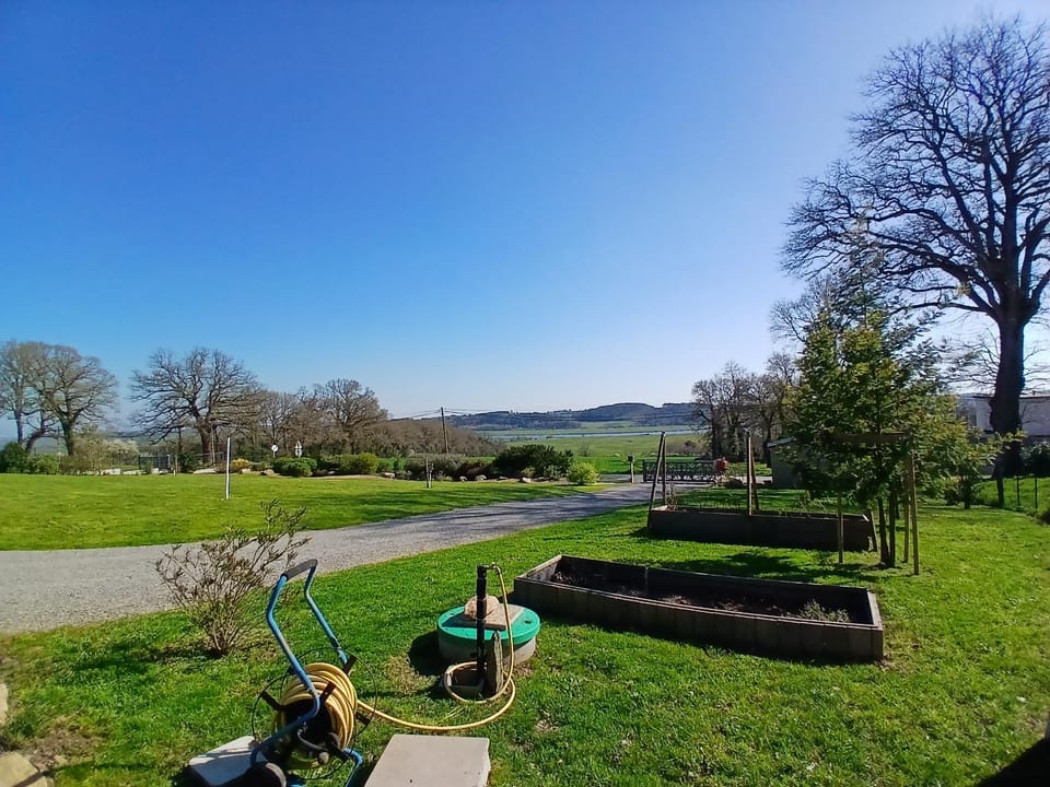 Garden view, River view