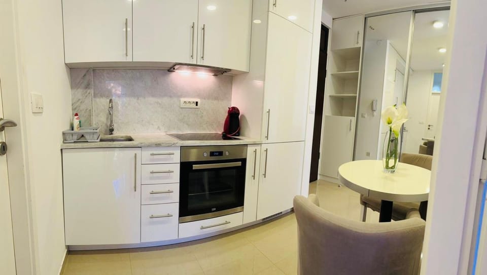 Nora Apartment Apartment in Budva