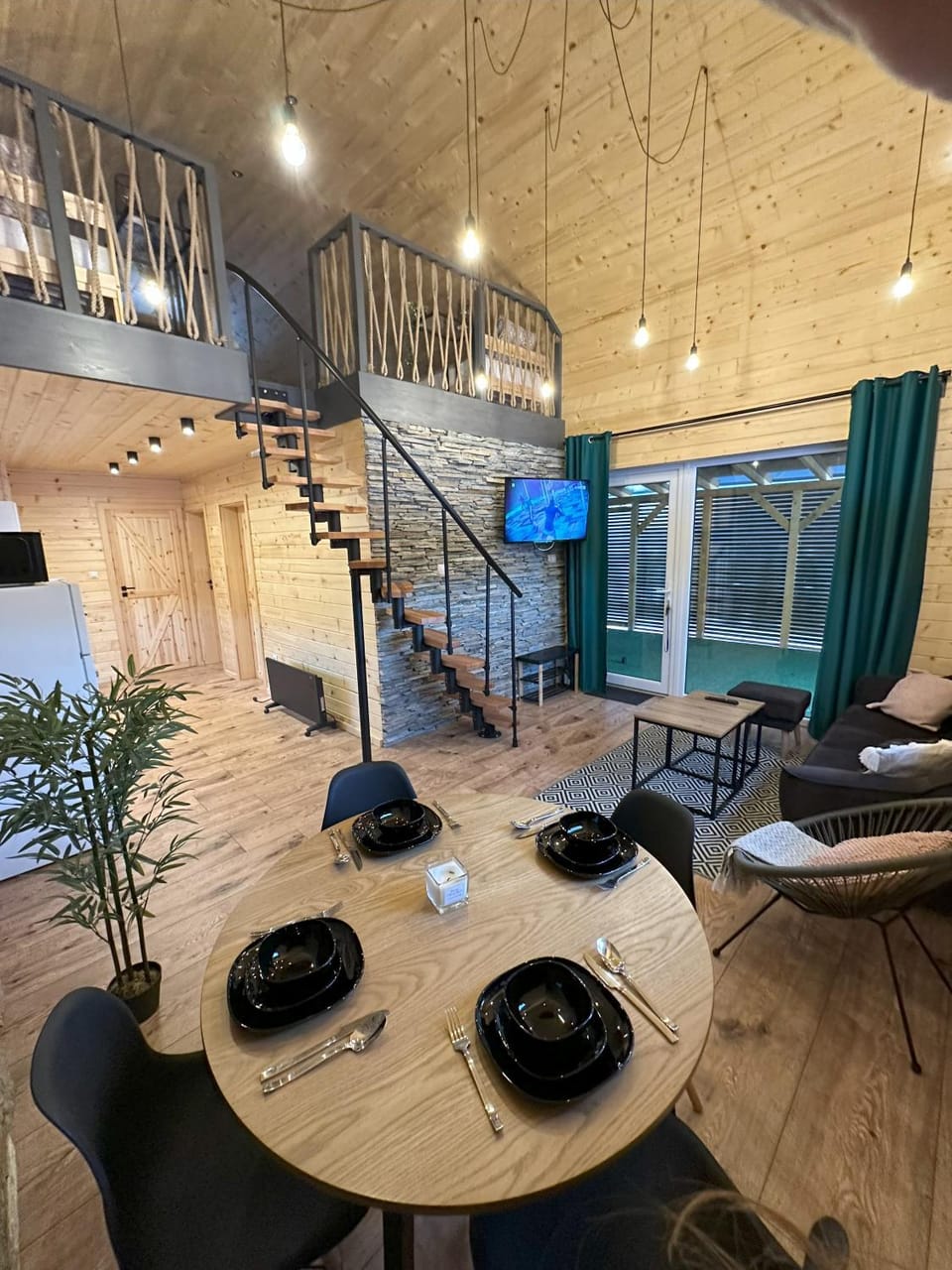 Living room, Seating area, Dining area