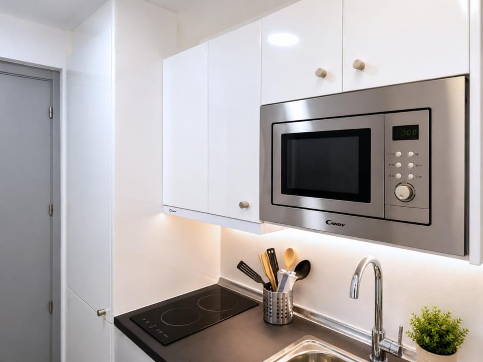 Kitchen or kitchenette, stove