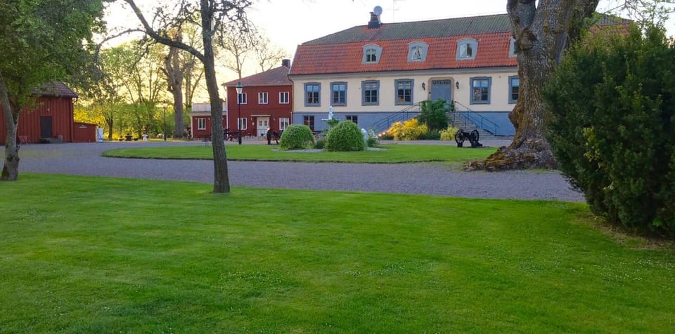Staff, Restaurant/places to eat, BBQ facilities, Garden, Lobby or reception, Lounge or bar, Aqua park, Communal kitchen, Lunch, Dinner, Alcoholic drinks, Non alcoholic drinks