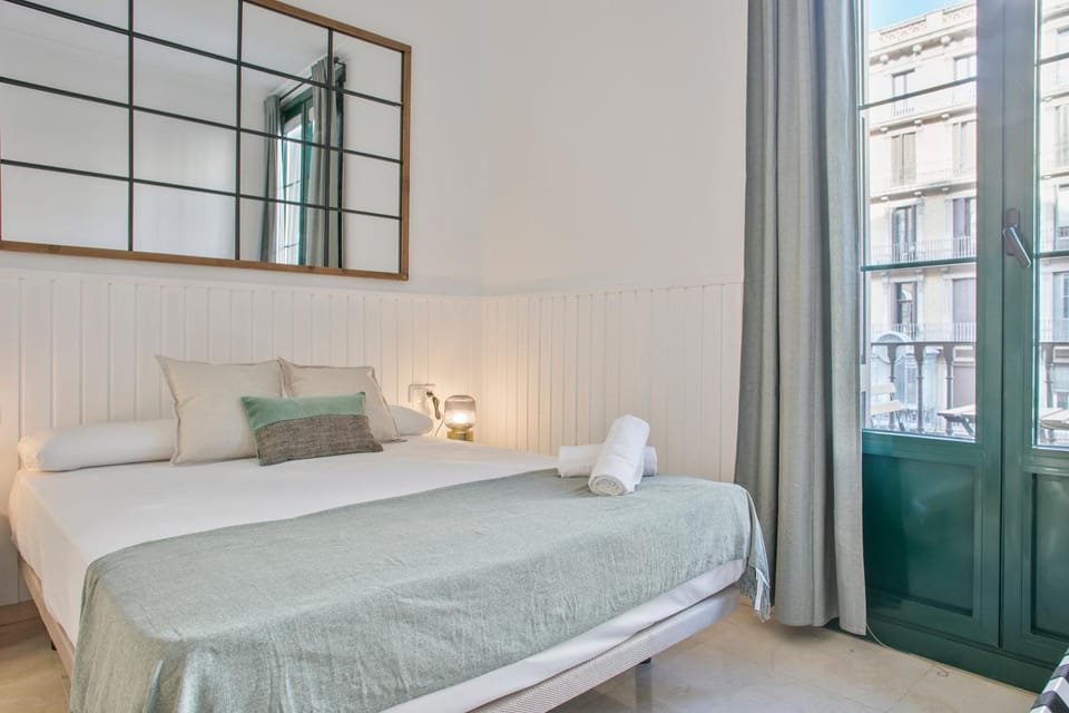 Bed, Balcony/Terrace, Photo of the whole room, Bedroom