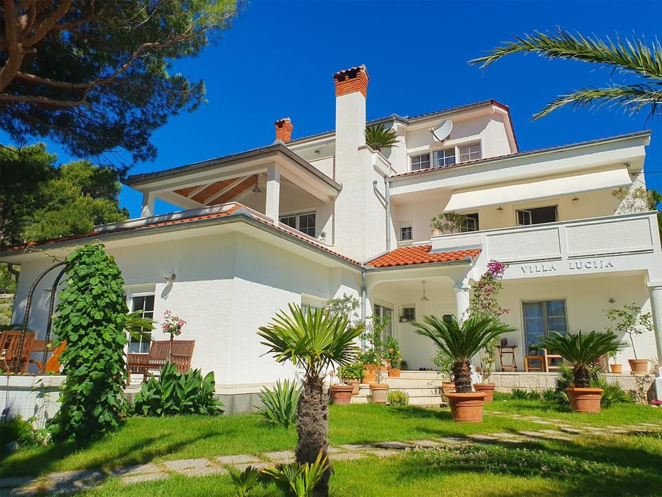 Property building, Garden