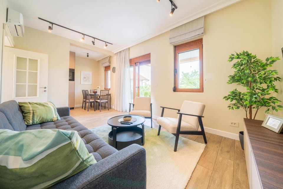 Apartmani Bradasevic Tivat**** Apartment in Kotor Municipality