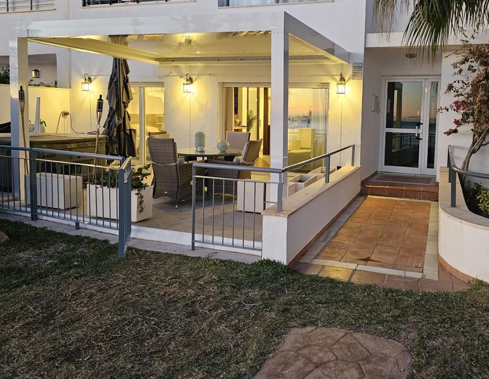 Balcony/Terrace, Balcony/Terrace